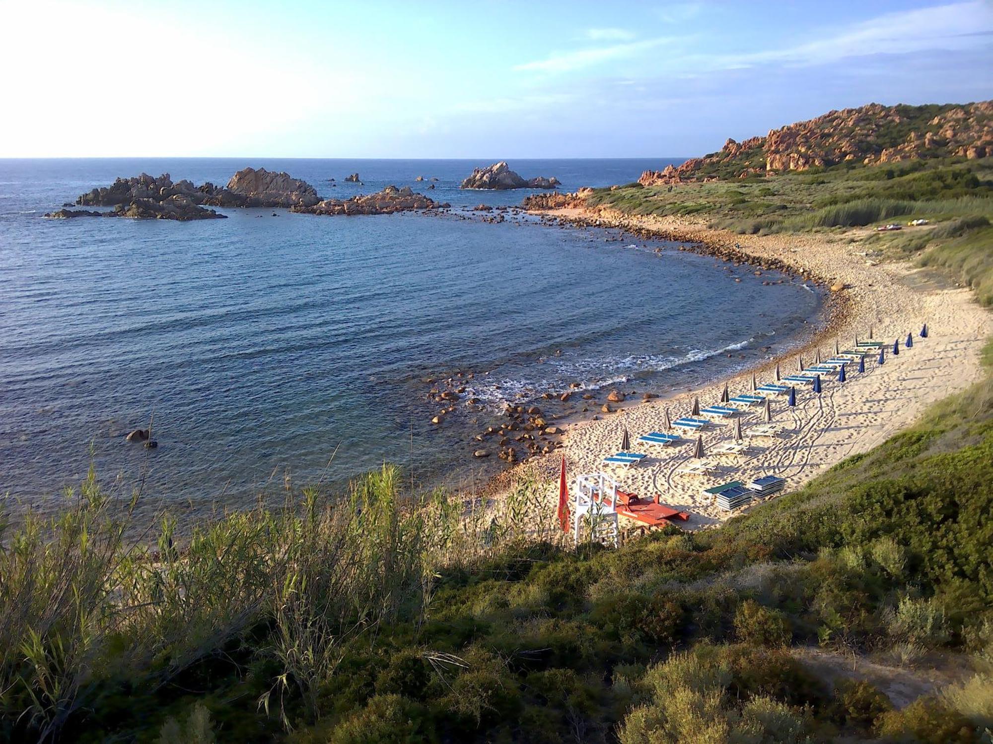 Gli Oleandri Di Calarossa - 5M Walk To The Beach Isola Rossa Exteriör bild